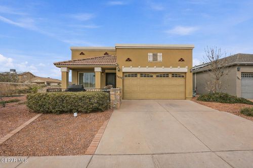 3853 Loma Brisa Dr, El Paso, TX, 79938-1231 | Card Image