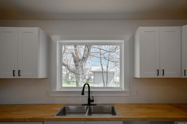 305 Reine St N, House other with 3 bedrooms, 2 bathrooms and null parking in Mena AR | Image 13