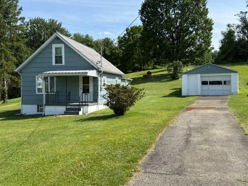 222 Bagdad Road, Allegheny Twp, PA, 15656 | Card Image