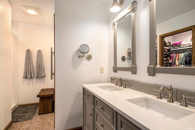3720 Oak Ridge Dr, House other with 5 bedrooms, 4 bathrooms and null parking in Elkhart IN | Image 21