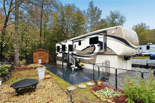 329 Leisure Acres Dr, Cleveland, GA, 30528-4978 | Card Image