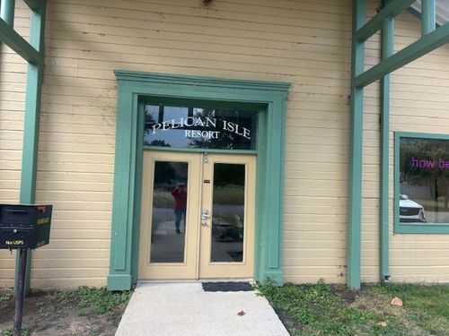 2081 Pelican Isle Dr, Kerens, TX, 75144-6221 | Card Image