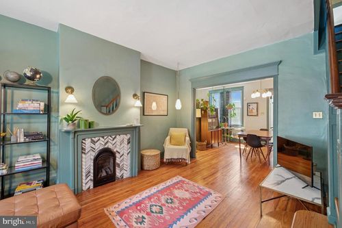 1612 S Orkney St, PHILADELPHIA, PA, 19148-1329 | Card Image