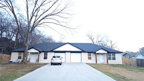 517 N Oak Hill St, Siloam Springs, AR, 72761-2336 | Card Image