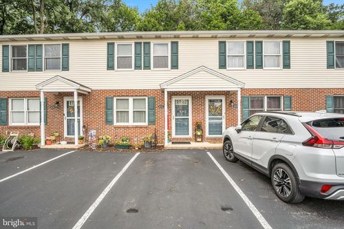 4522 Linden Ave, Mechanicsburg, PA, 17055-4327 | Card Image