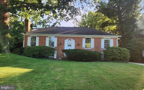 6812 Algonquin Ave, BETHESDA, MD, 20817-4814 | Card Image