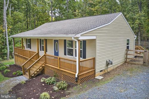 721 Pine Harbour Dr, MINERAL, VA, 23117-4675 | Card Image