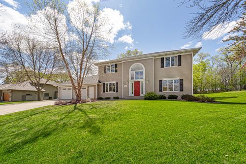 1424 Fairway Dr, Faribault, MN, 55021-2828 | Card Image