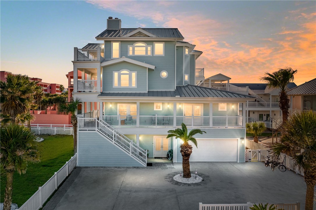 Beachwalk Ln, Port Aransas, TX 78373