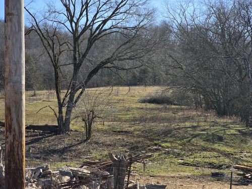 448 Holder Branch Ln, Hartsville, TN, 37074-5143 | Card Image