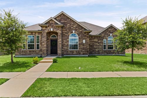 2038 Buttonwood St, Lancaster, TX, 75146-1204 | Card Image