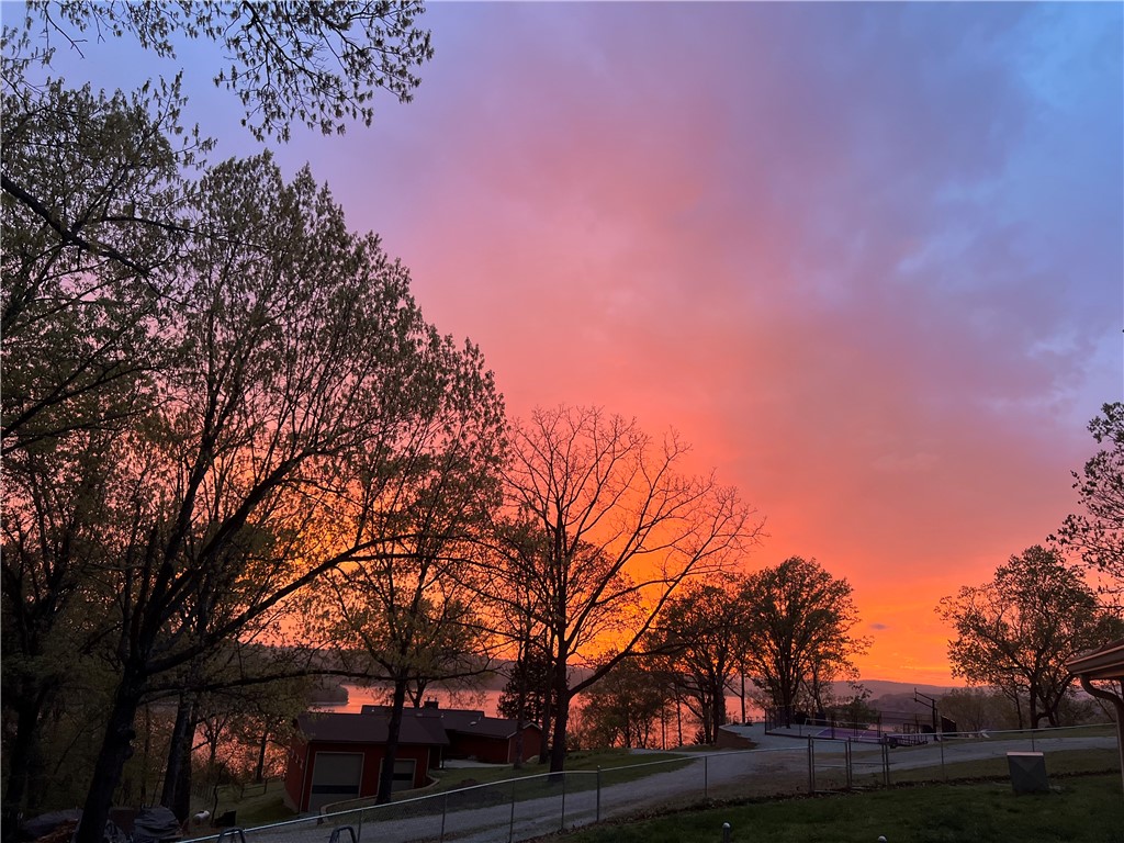 County Road 1522 , Eureka Springs, AR 72632