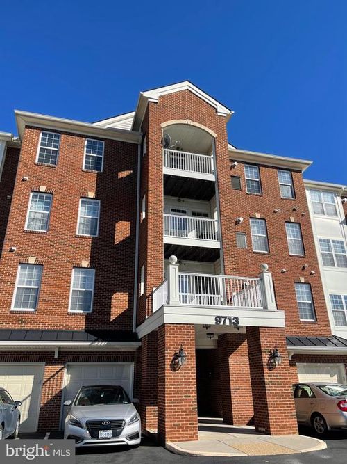 unit-304-9713 Handerson Pl, MANASSAS PARK, VA, 20111-7032 | Card Image