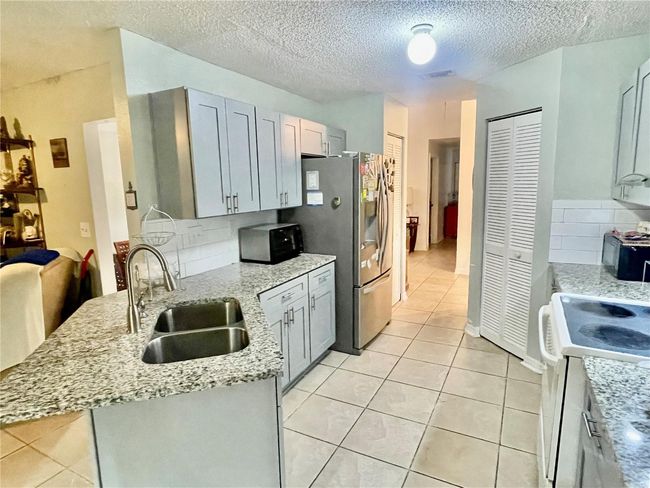 247 Cranbrook Dr, House other with 3 bedrooms, 2 bathrooms and null parking in KISSIMMEE FL | Image 7