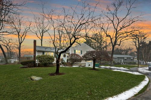 43 Westover Pkwy, Norwood, MA, 02062-1601 | Card Image