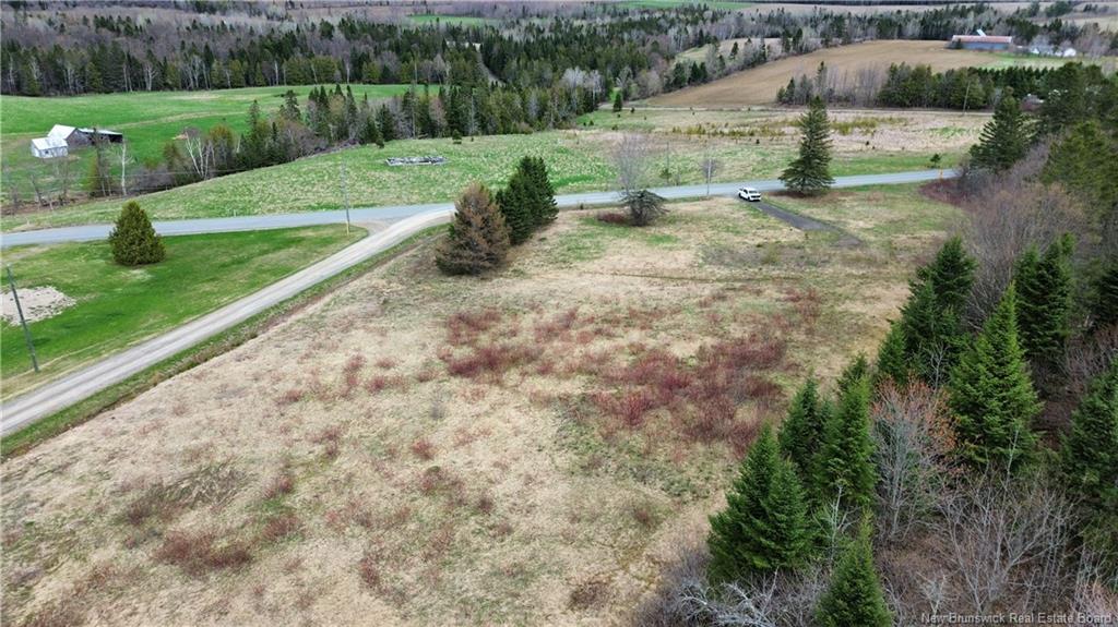 Land in Greenfield 2
