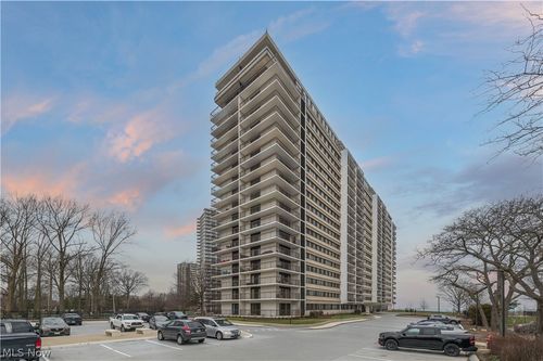apt-201-12550 Lake Ave, Lakewood, OH, 44107-1565 | Card Image
