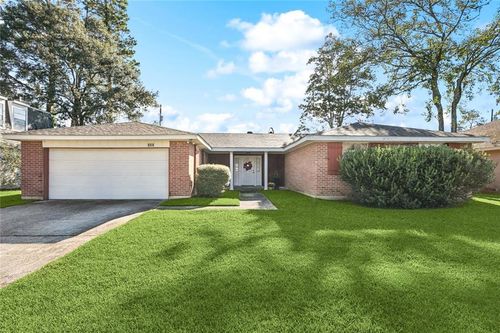 132 Melody Ln, Slidell, LA, 70458-1540 | Card Image