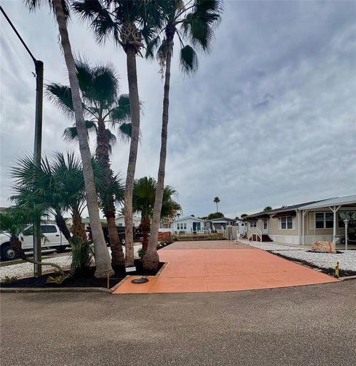 327-9000 Us Highway 192, CLERMONT, FL, 34714 | Card Image