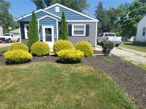 1041 E 349th St, Eastlake, OH, 44095-2648 | Card Image