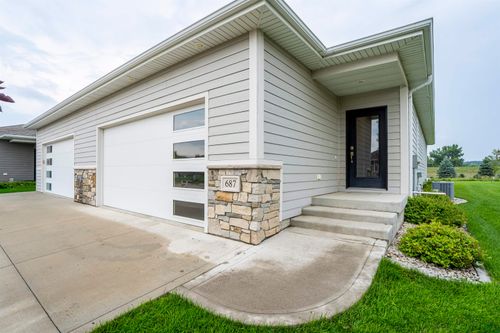 687 Prairie Blvd, Dakota Dunes, SD, 57049 | Card Image