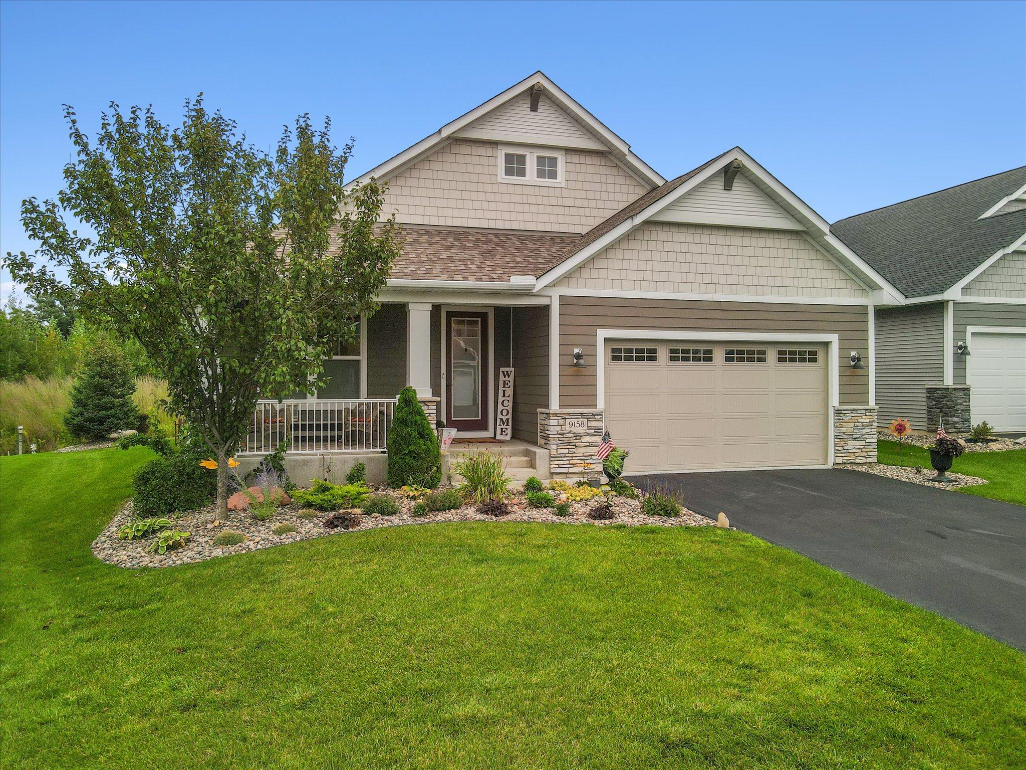 Jade Way, Lake Elmo, MN 55042