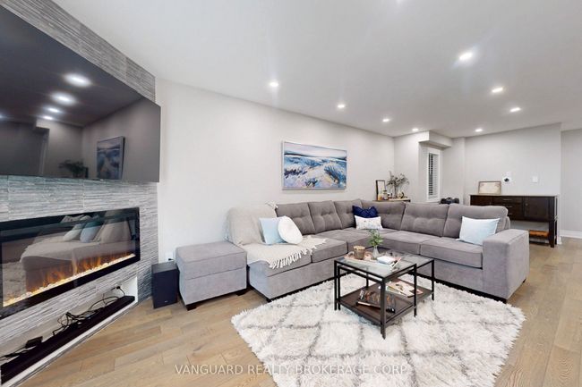 117 Gianmarco Way, House attached with 3 bedrooms, 3 bathrooms and 2 parking in Maple ON | Image 13