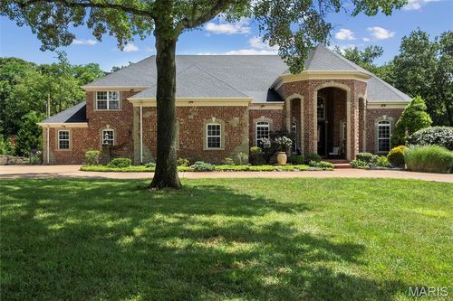 11 Summerhill Ln, Chesterfield, MO, 63017-8408 | Card Image