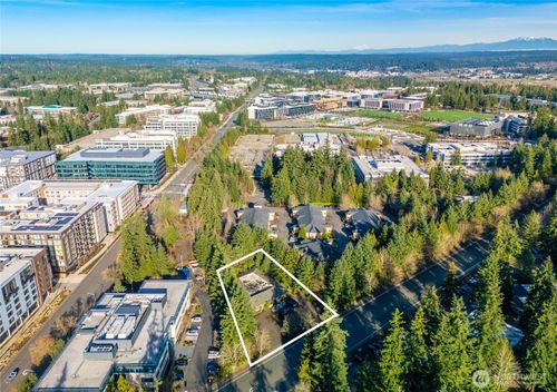 15700 Bel Red Rd, Bellevue, WA, 98008-2231 | Card Image