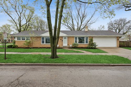 701 Peterson Ave, Park Ridge, IL, 60068-5223 | Card Image