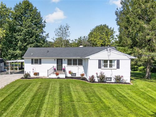 8261 Morrow Cozaddale Rd, Morrow, OH, 45152-9508 | Card Image