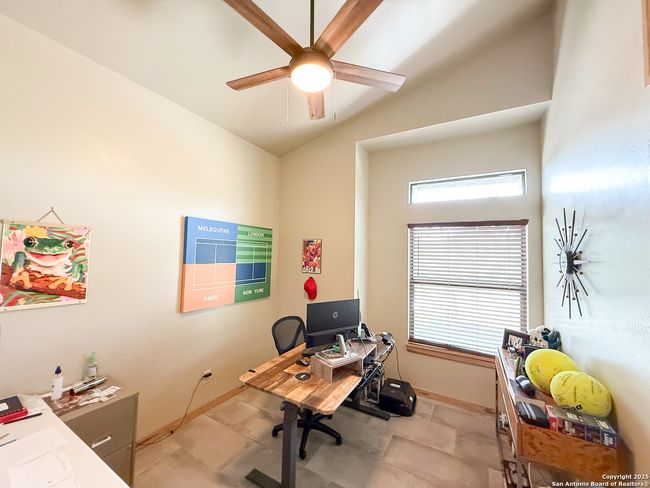 1208 Devine Dr, House other with 3 bedrooms, 2 bathrooms and null parking in Devine TX | Image 19