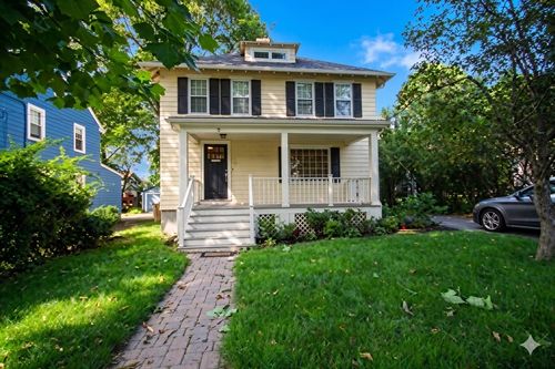 30 Farmcrest Ave, Lexington, MA, 02421-7113 | Card Image