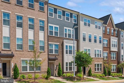 14921 River Walk Way, WOODBRIDGE, VA, 22191-5943 | Card Image