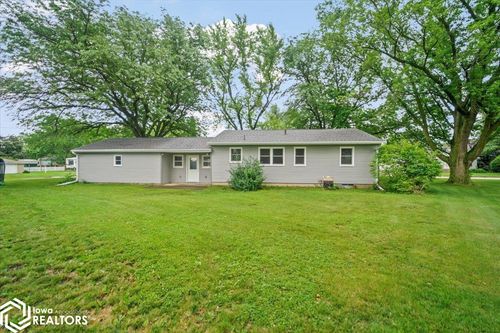 2202 15th Ave, Eldora, IA, 50627-1510 | Card Image