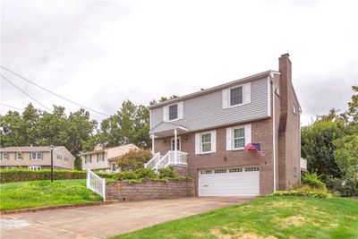 4930 Point Circle Dr, House other with 4 bedrooms, 2 bathrooms and 2 parking in Monroeville PA | Image 2