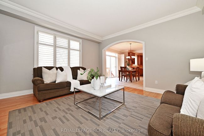 9 Deerhorn Cres, House other with 4 bedrooms, 3 bathrooms and 6 parking in Aurora ON | Image 24