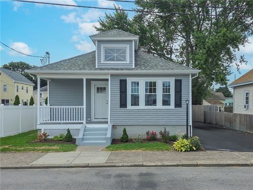 57 Balch St, Pawtucket, RI, 02861-3123 | Card Image