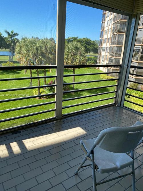 321-900 Saint Charles Pl, Pembroke Pines, FL, 33026-3366 | Card Image