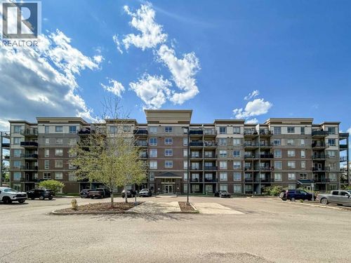 135 Sandpiper Rd, Fort Mcmurray, AB, T9K0N3 | Card Image
