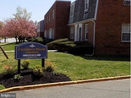 3903 25th Ave, TEMPLE HILLS, MD, 20748-6827 | Card Image