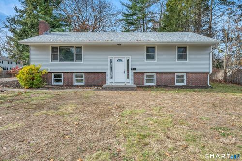 84 Raffia Rd, Enfield, CT, 06082-5159 | Card Image