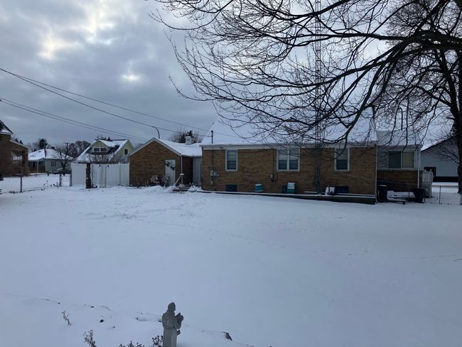 2067 E Main St, House other with 3 bedrooms, 2 bathrooms and null parking in Ubly MI | Image 15
