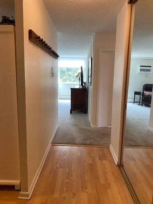 apt-4b-2211 S Highland Ave, Lombard, IL, 60148-5349 | Card Image