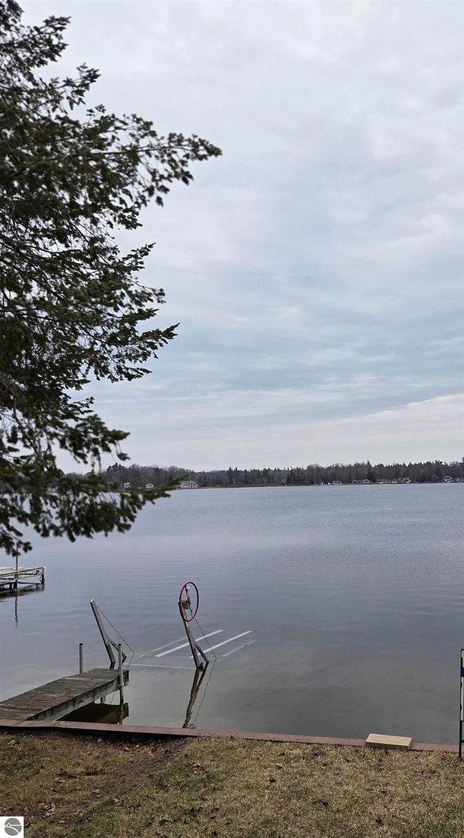 8458 Grace St, House other with 2 bedrooms, 1 bathrooms and null parking in Hale MI | Image 13