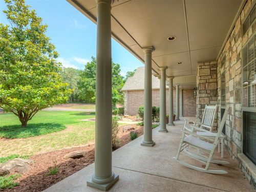 4001 Braxton Way, Edmond, OK, 73034 | Card Image