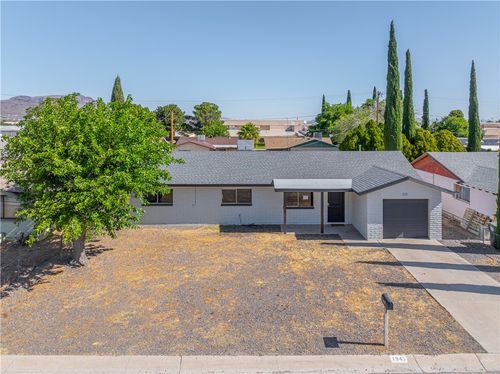 1945 Chicago Ave, Kingman, AZ, 86401-4110 | Card Image