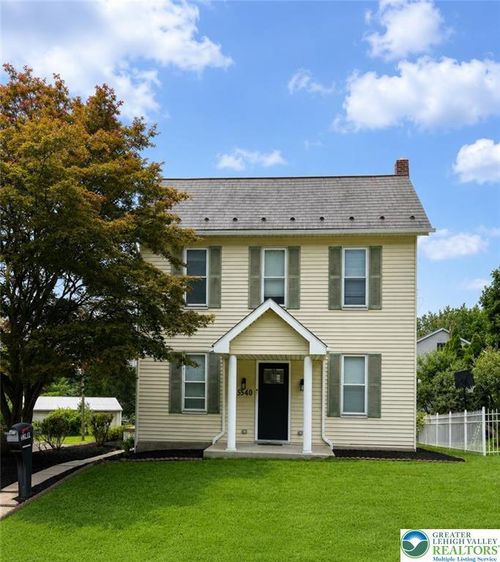 5540 Main St, Whitehall, PA, 18052-1714 | Card Image