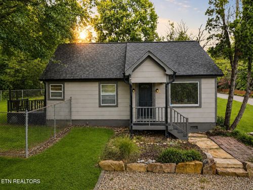 1309 Willmann Ln, Knoxville, TN, 37919-8148 | Card Image