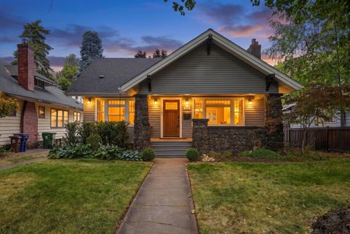 632 W 20th Ave, Spokane, WA, 99203-2062 | Card Image